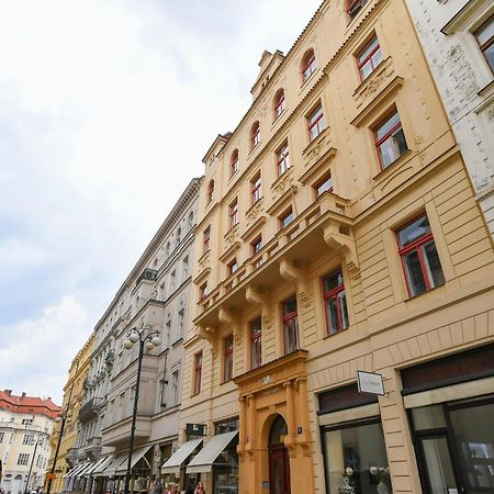 Stunning Charles Bridge Apartment Prag Eksteriør billede